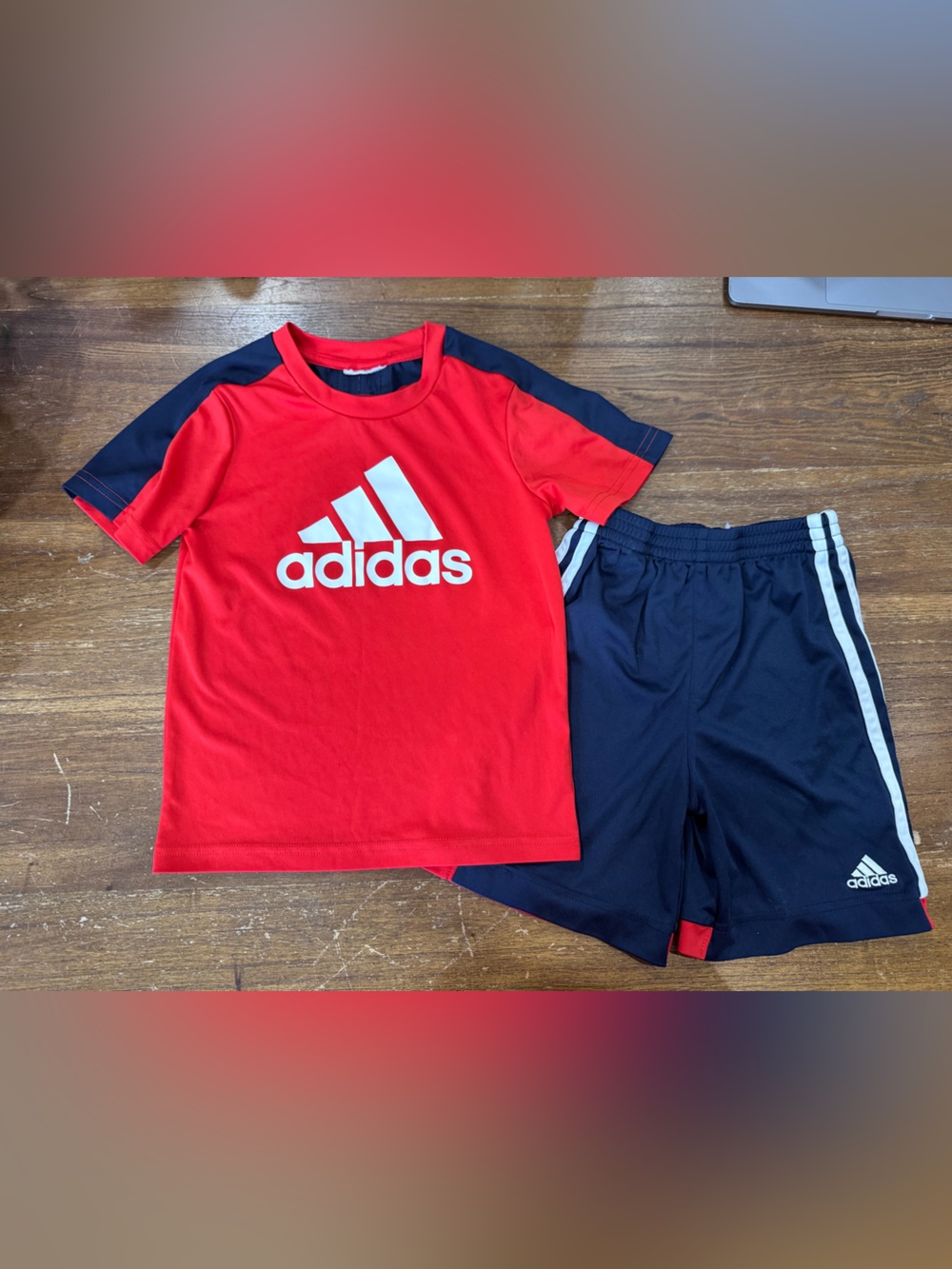 Adidas Red and Navy Sport Tee & Shorts Set, No stains No holes - Size 4T ❤️💙
